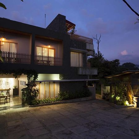 Casa De Apple Hotel Bandung Exterior photo